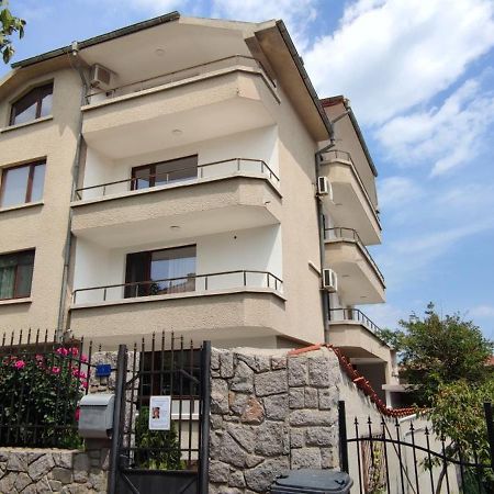 Yanevi Apartments Черноморець Екстер'єр фото